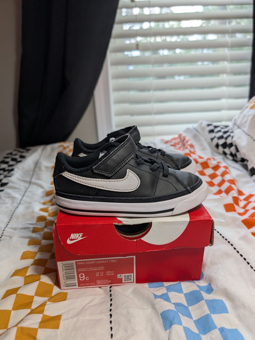 Nike Kids Black and White Skate-Style Sneakers - 9C